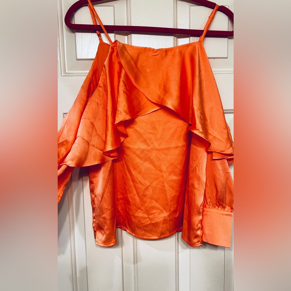 Calvin Tran NWOT Coral Ruffled Blouse medium